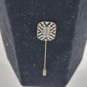 Gold Tone Rhinestone Crystal Stick Lapel Coat Scarf Pin Womens Accessories